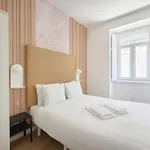 Brand New Hostel Anjos