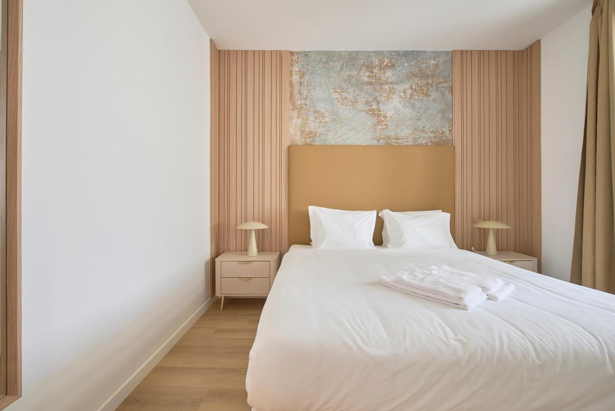 Brand New Anjos Hostel *